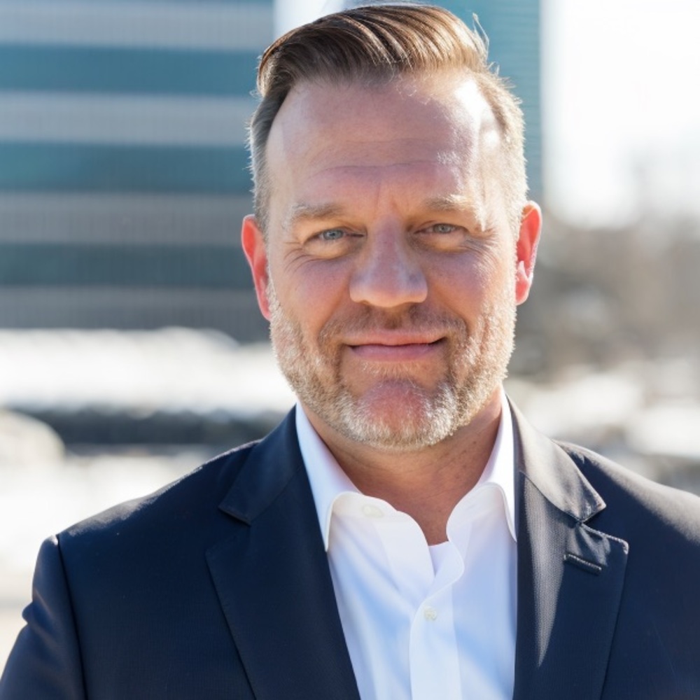 Meet your Posher, Adam